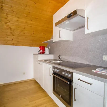 Apartman Petschnig 2 *